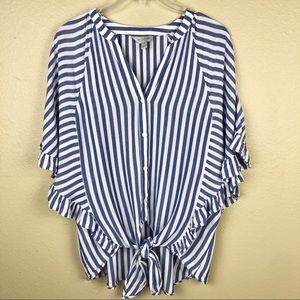 Belle & Sky Tie Front Blouse Size Medium